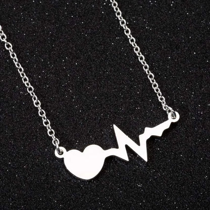 Stainless Steel Heart Pendant Choker Necklace For Women Birthday Gifts Clavicle Chain Aesthetic Jewelry Wholesale Charms