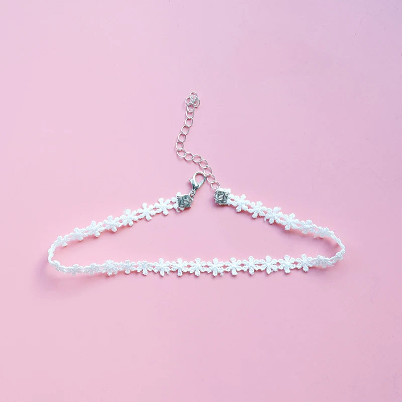 Choker Necklace For Women Elegant White Lace Velvet Stretch Strip Flower Star Pendant Short Clavicle Necklace Aesthetic Jewelry