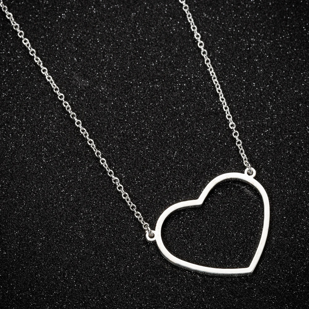 Stainless Steel Heart Pendant Choker Necklace For Women Birthday Gifts Clavicle Chain Aesthetic Jewelry Wholesale Charms