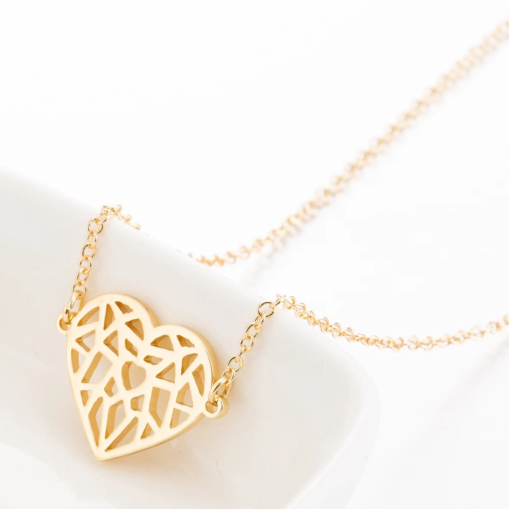 Stainless Steel Heart Pendant Choker Necklace For Women Birthday Gifts Clavicle Chain Aesthetic Jewelry Wholesale Charms