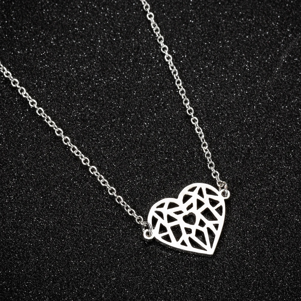 Stainless Steel Heart Pendant Choker Necklace For Women Birthday Gifts Clavicle Chain Aesthetic Jewelry Wholesale Charms