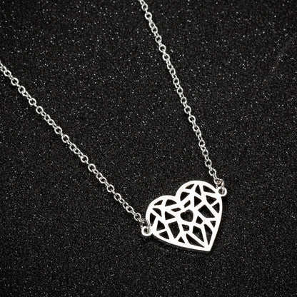 Stainless Steel Heart Pendant Choker Necklace For Women Birthday Gifts Clavicle Chain Aesthetic Jewelry Wholesale Charms