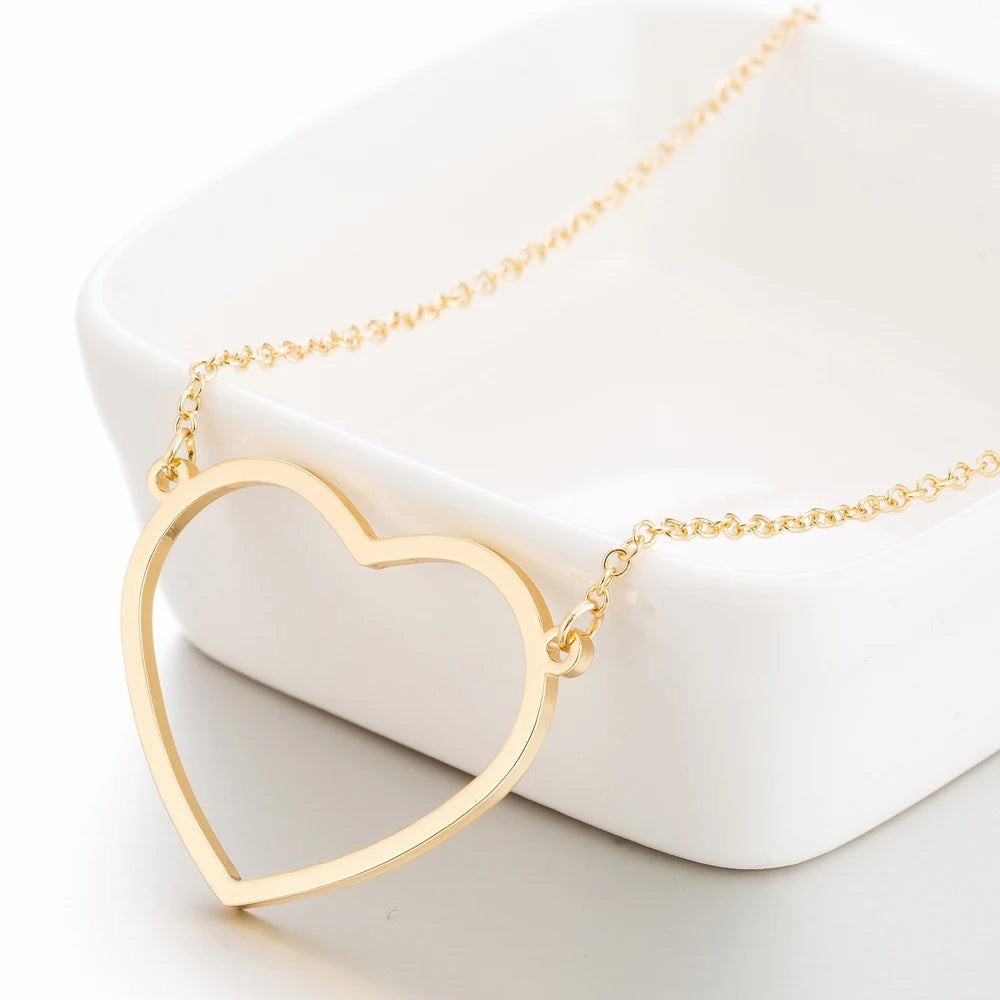Stainless Steel Heart Pendant Choker Necklace For Women Birthday Gifts Clavicle Chain Aesthetic Jewelry Wholesale Charms