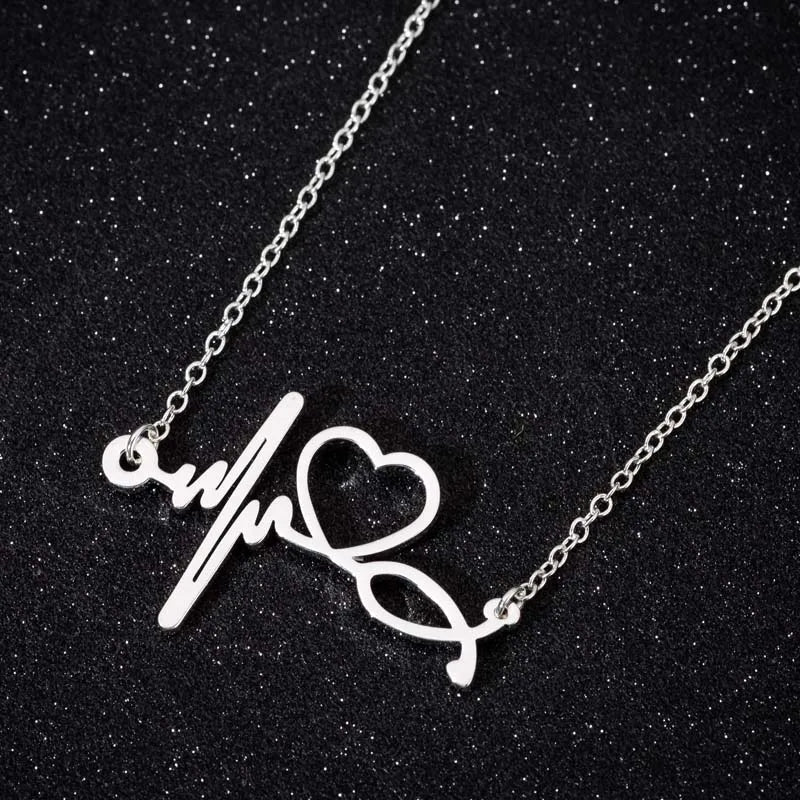 Stainless Steel Heart Pendant Choker Necklace For Women Birthday Gifts Clavicle Chain Aesthetic Jewelry Wholesale Charms