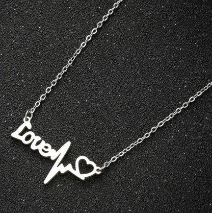 Stainless Steel Heart Pendant Choker Necklace For Women Birthday Gifts Clavicle Chain Aesthetic Jewelry Wholesale Charms