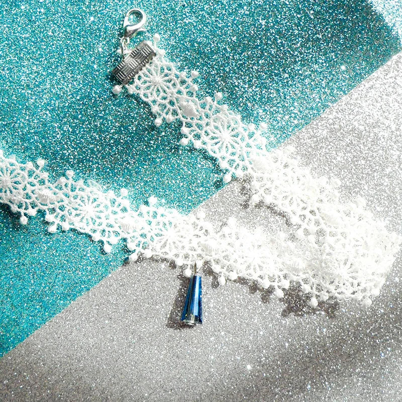 Choker Necklace For Women Elegant White Lace Velvet Stretch Strip Flower Star Pendant Short Clavicle Necklace Aesthetic Jewelry