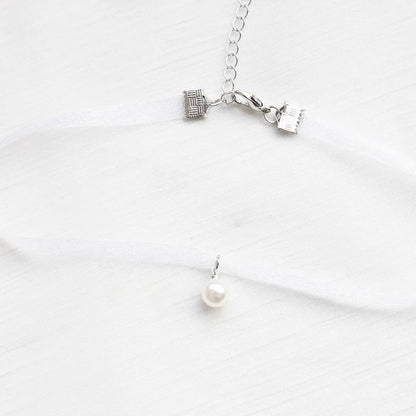 Choker Necklace For Women Elegant White Lace Velvet Stretch Strip Flower Star Pendant Short Clavicle Necklace Aesthetic Jewelry